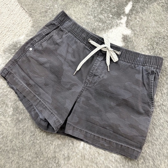 Vuori Camo Ripstop Shorts - Picture 4 of 12